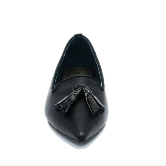 Avah Abigail Women's Black Leather Pointy Toe Loafer with Tassels - Picture 5 of 8